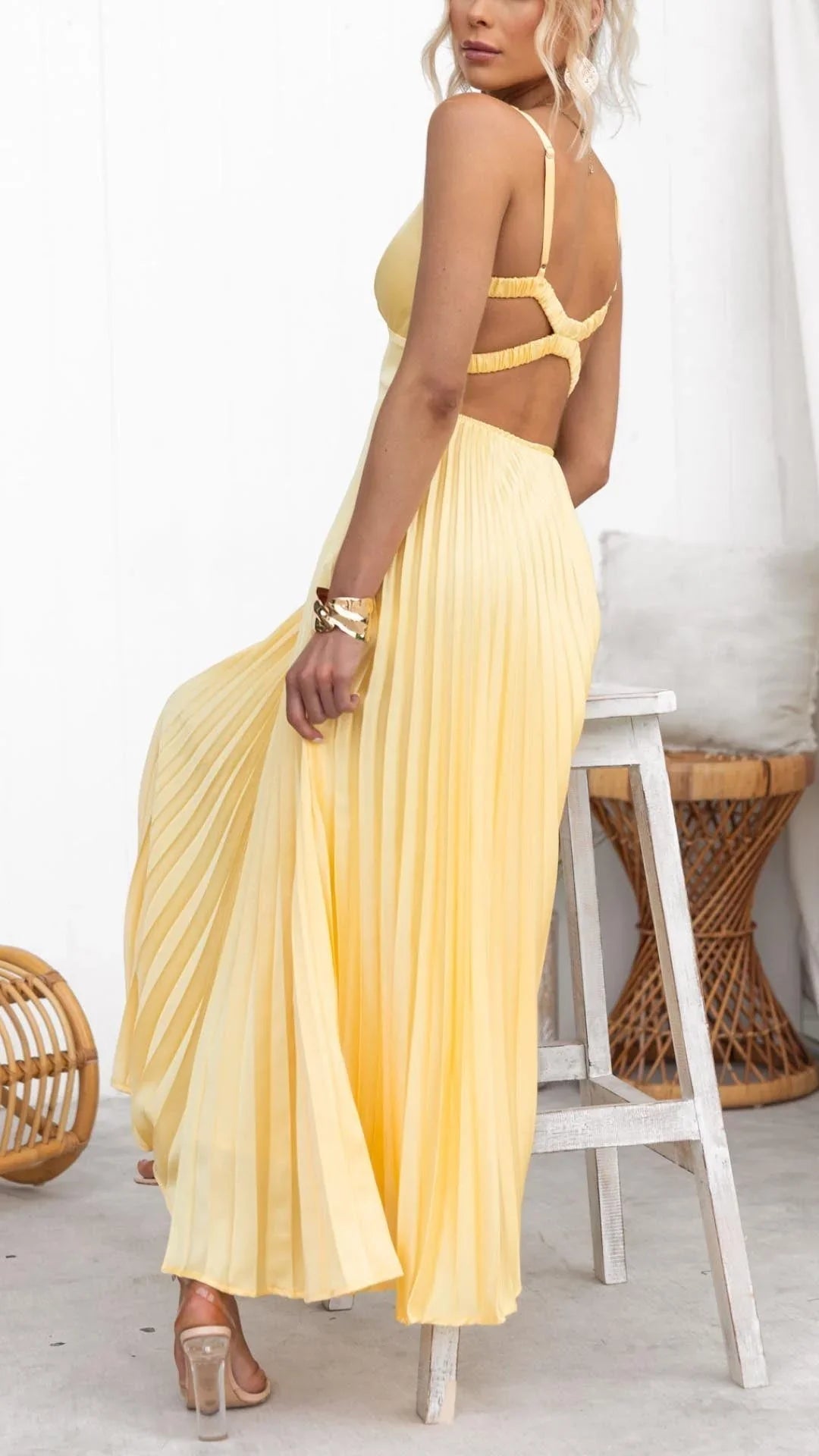 Abito Lungo: Eleganza che Fluisce con Te