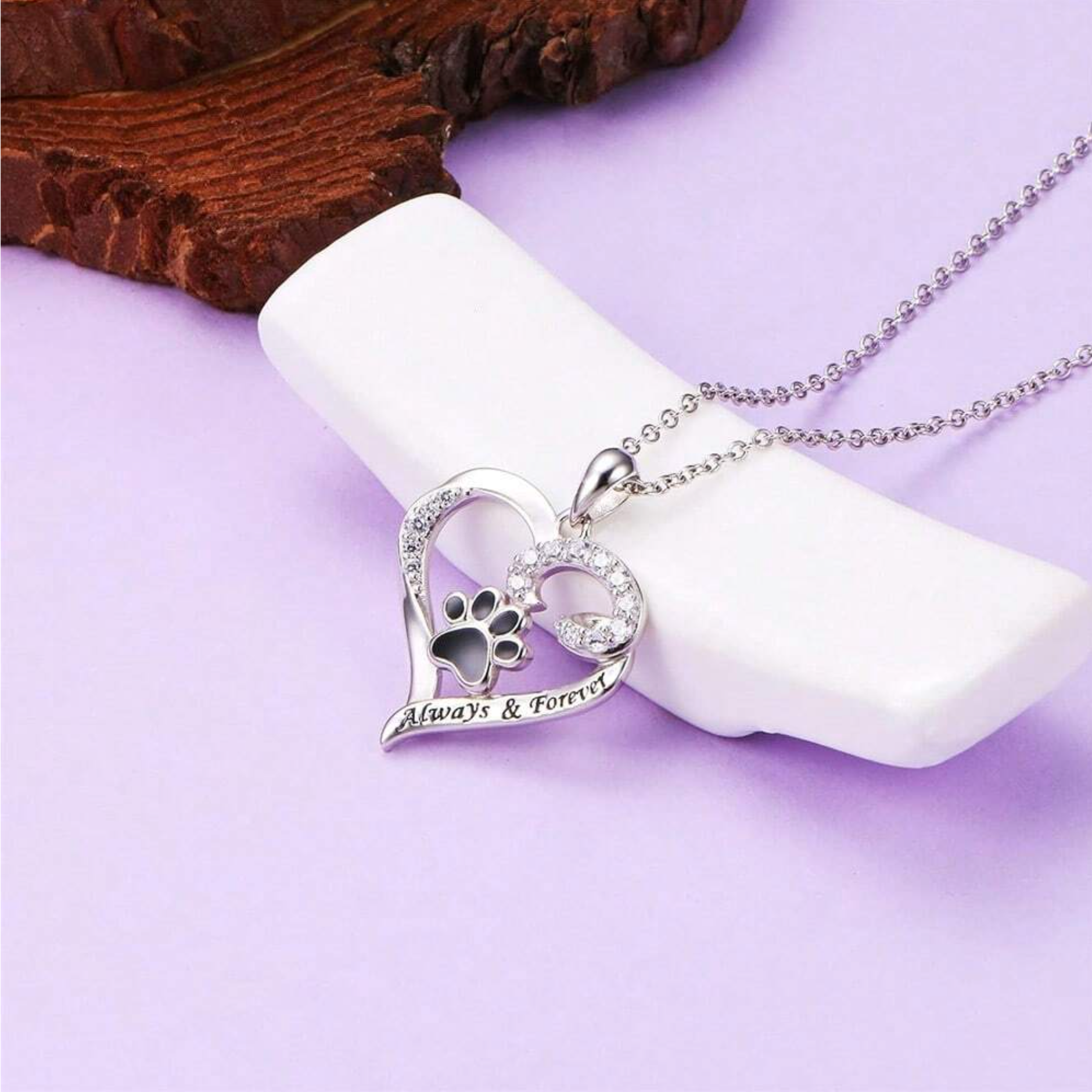 Collana con zampa di cane – Design a cuore in acciaio inossidabile con zirconi