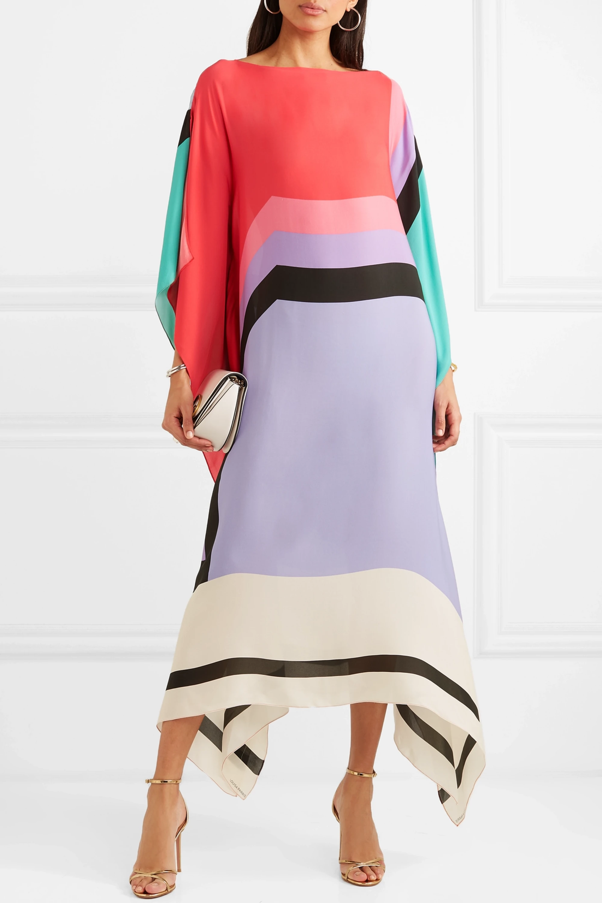 Abito Color-Block: Eleganza Moderna e Design Unico