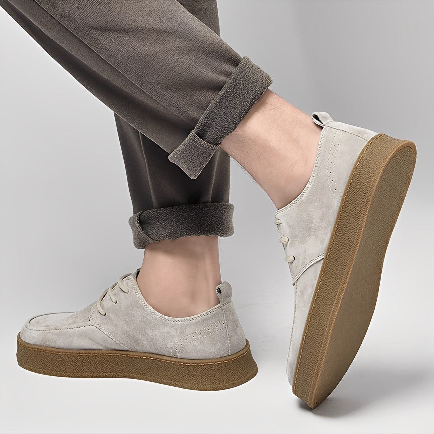 Riordan - Eleganti sneaker in pelle scamosciata per uomo