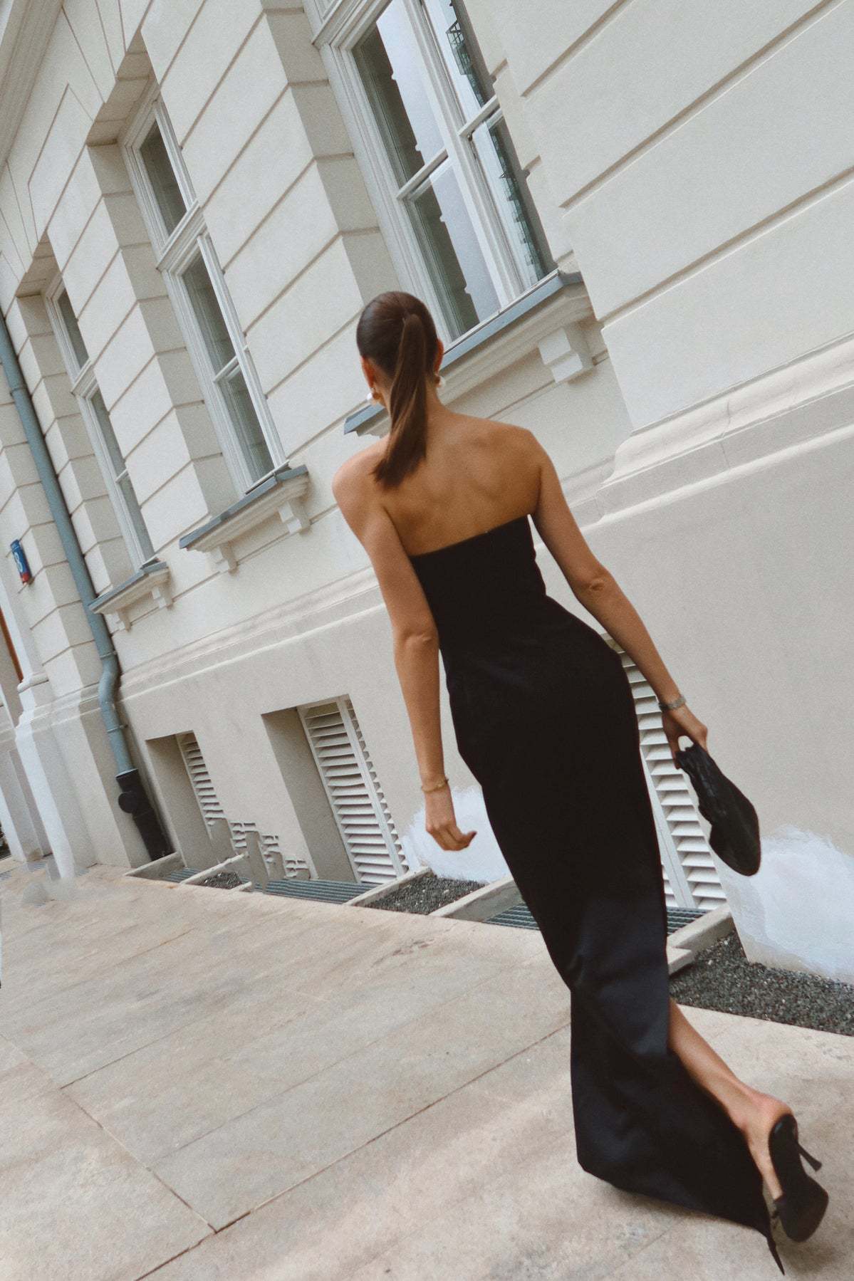 Abito da Sera Strapless con Fiocco Gioiello