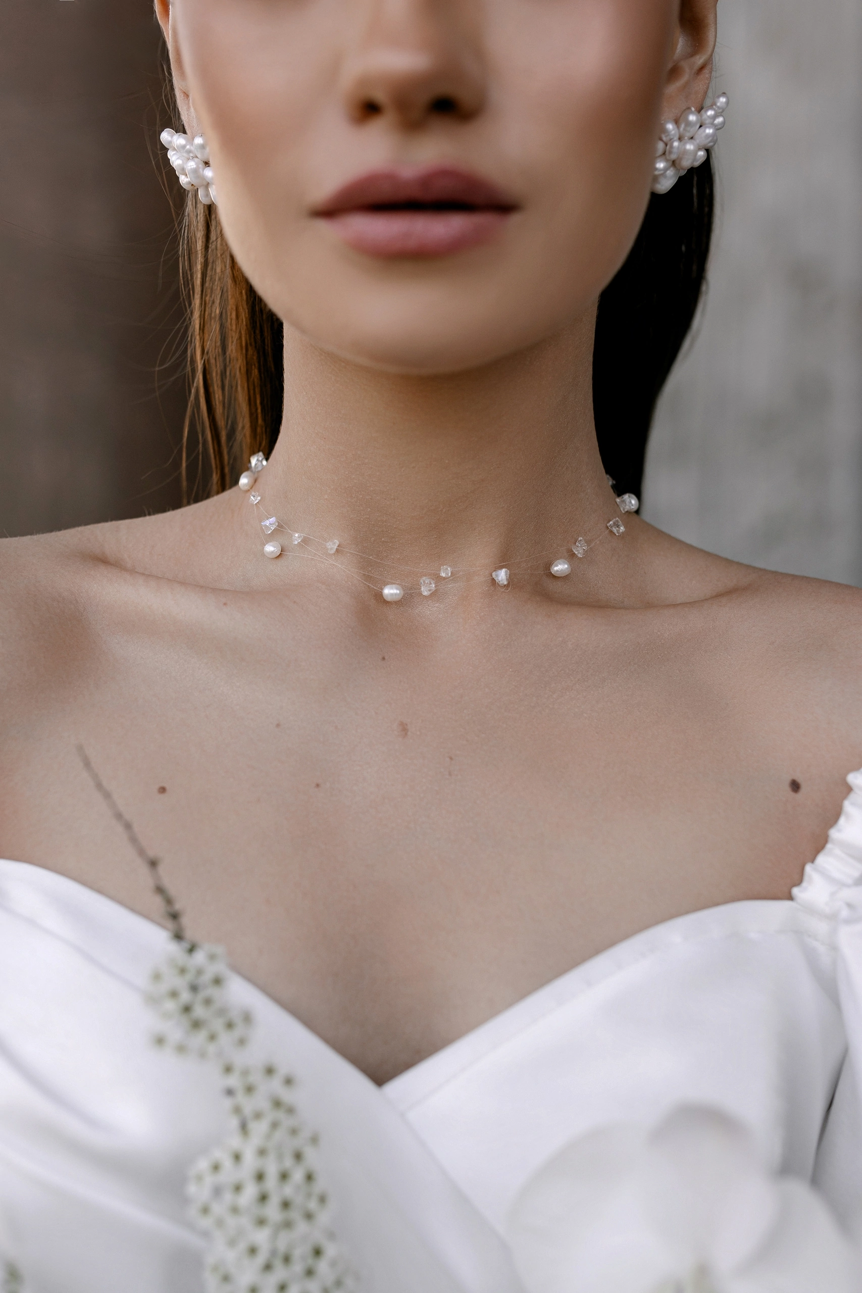 Collana con cristalli fluttuanti e perle