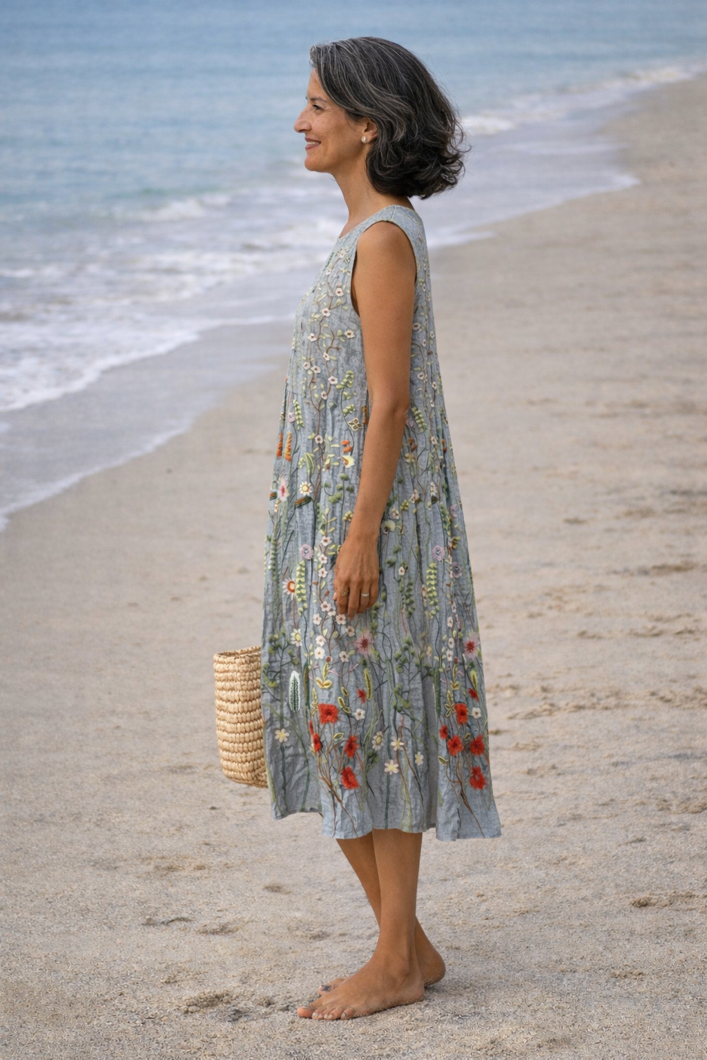 Cara | Vestito midi con fiori selvatici