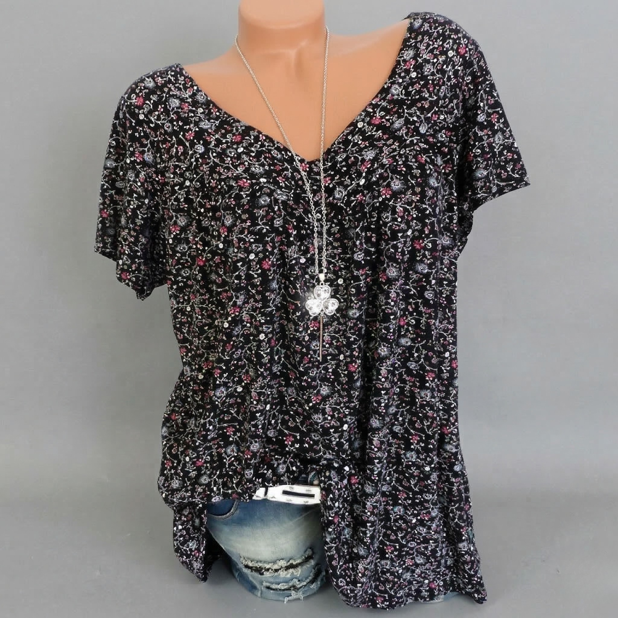 Flora™ | T-shirt con Scollo a V Floreale