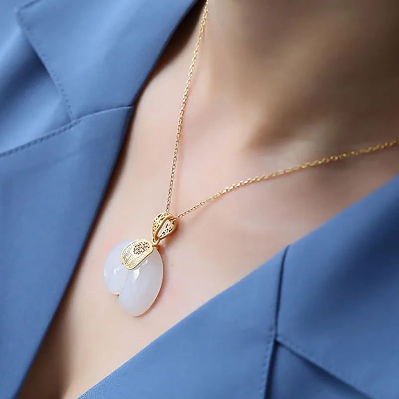 Collana con pendente a forma di elefante in giada Hetian – Catena placcata in oro 18 carati per donna