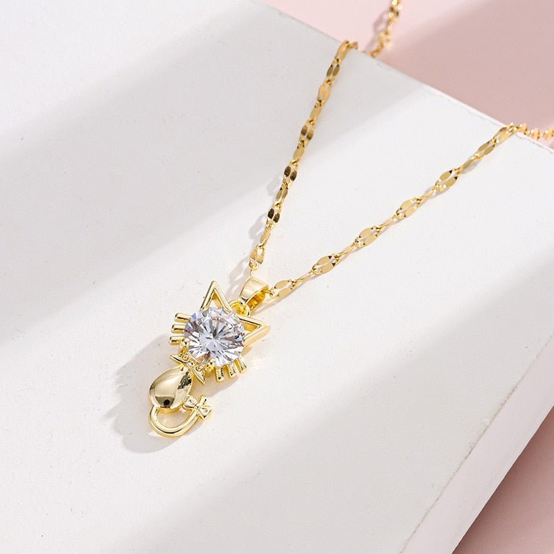 Collana con gatto placcata in oro con zirconi